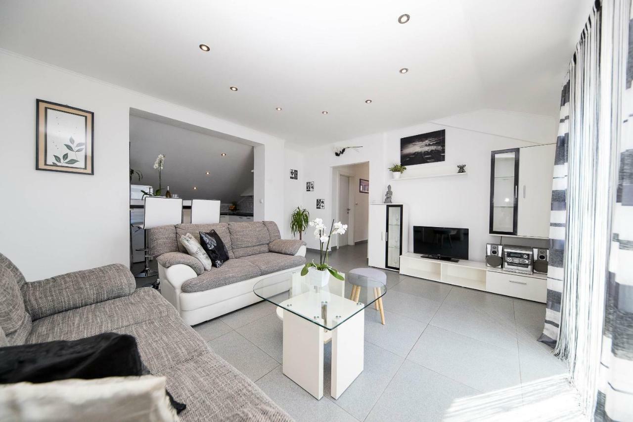 Apartmani Jordanka Crikvenica Zewnętrze zdjęcie