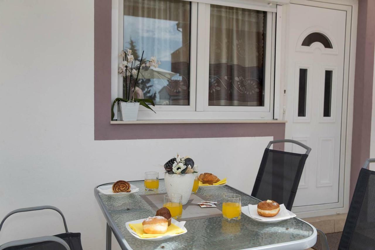 Apartmani Jordanka Crikvenica Zewnętrze zdjęcie