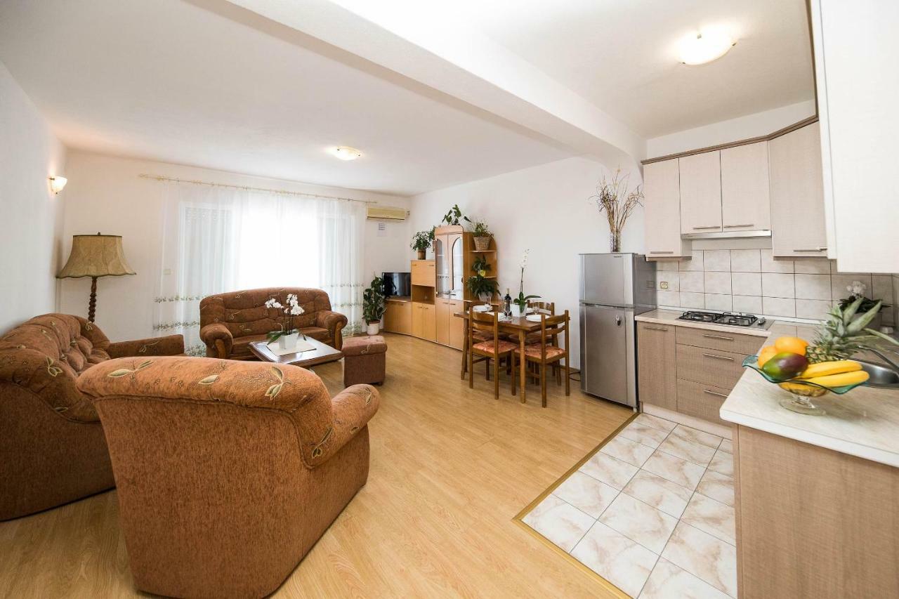 Apartmani Jordanka Crikvenica Zewnętrze zdjęcie